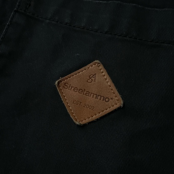 Long Sleeve button up Brown / Black - Picture 7 of 8